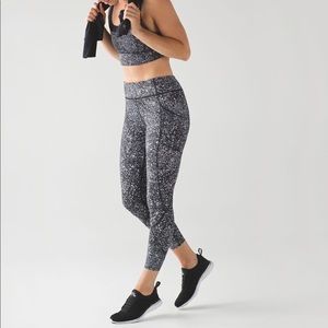 Lululemon Tight Stuff leggings